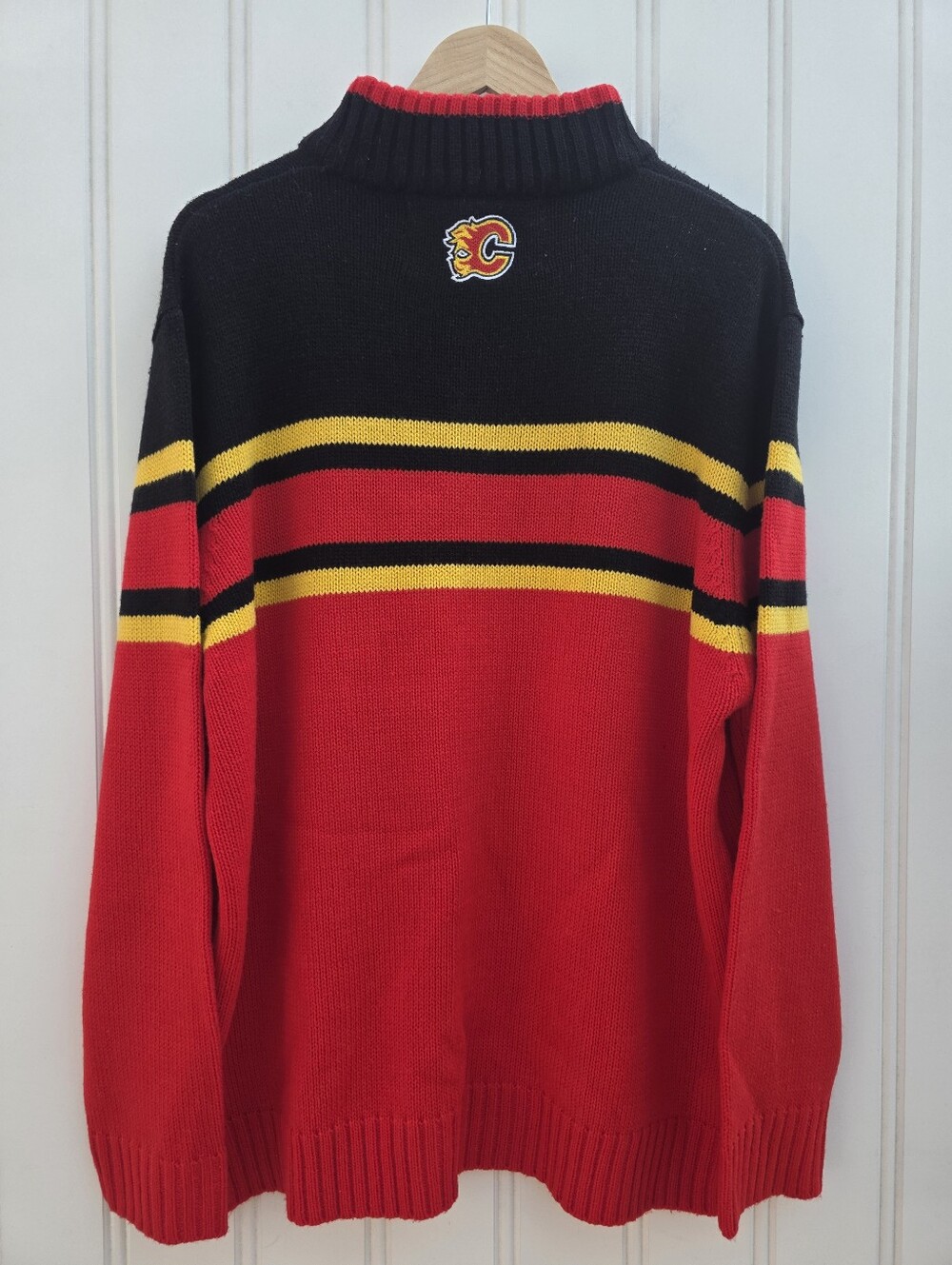 Vintage Calgary Flames NHL Hockey 1/4 Zip Knit Sweater Mens XL - Picture 8 of 10